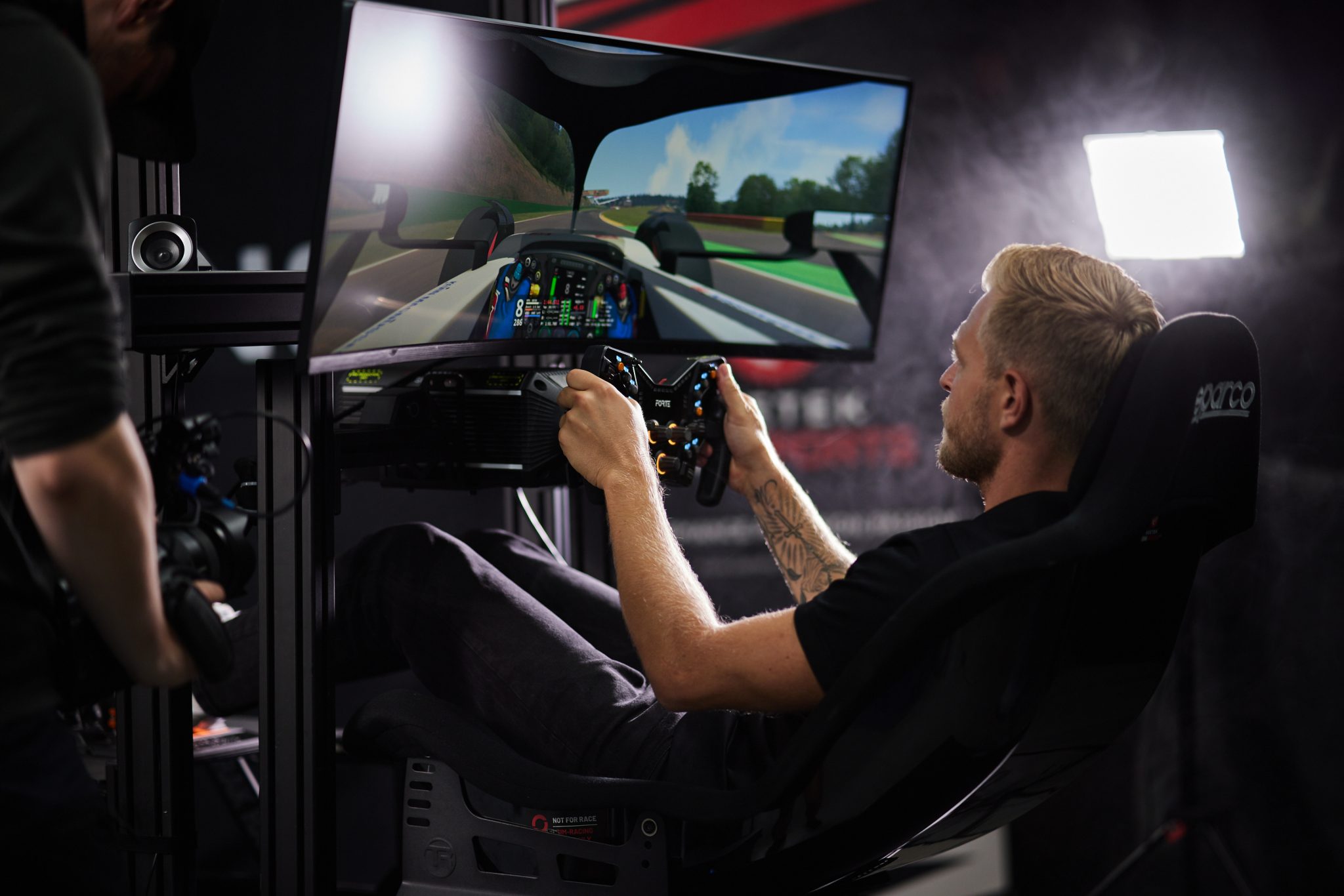 Sim Racing: What Exactly is Sim Racing? - Asetek